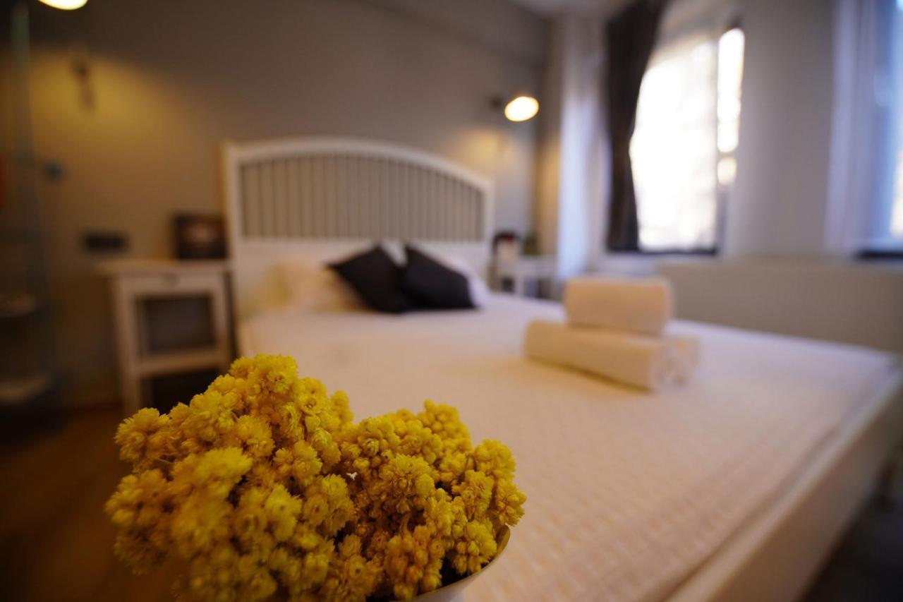 Achilles Otel Бозджаада Екстериор снимка